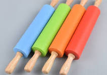 Non-stick Rolling Pin with wooden handle