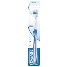 Oral B 1-2-3 Light Toothbrush