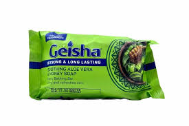 Geisha Aloe Vera & Honey Bathing Soap 125G