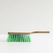 Teepee Carpet Brush F14